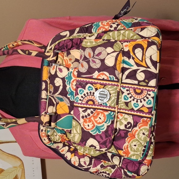 Vera Bradley Handbags - Vera Bradley Purse 👛